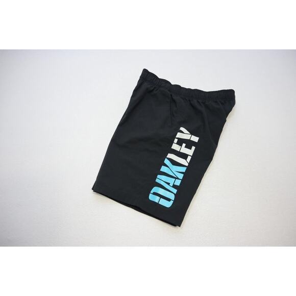Oakley Gym Shorts Black Athletic Performance Graphic With Pockets Mens Sz 33 - Picture 1 of 7